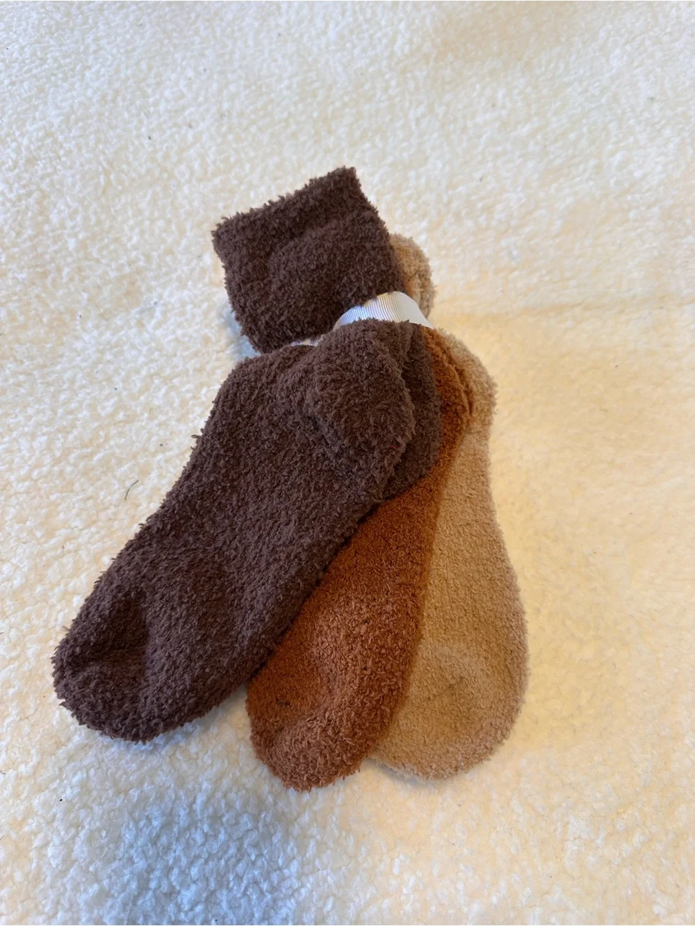 Nicole Miller Plush Slipper Socks